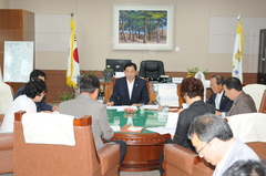 의원간담회
