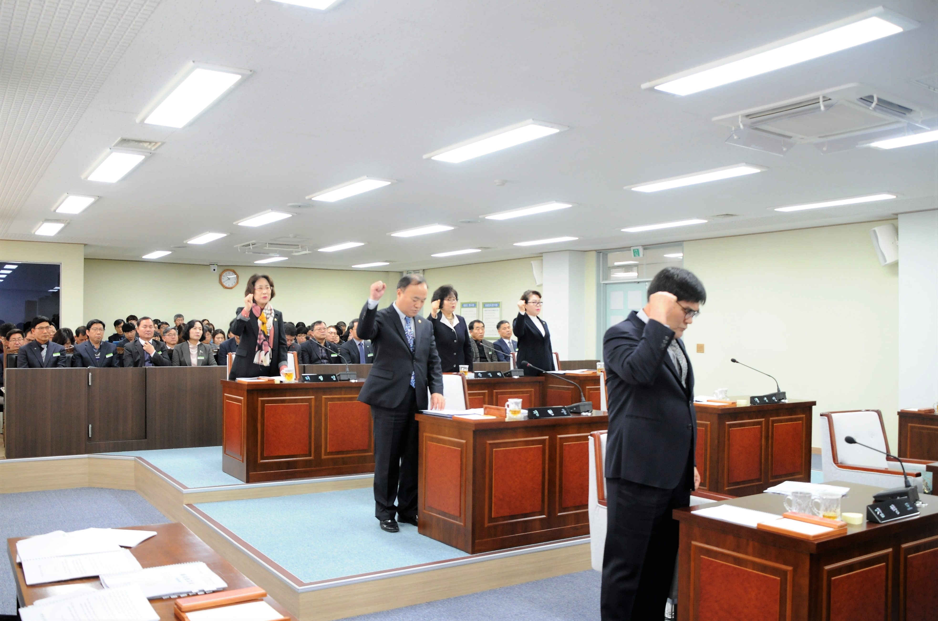 제254회 함평군의회 제2차 정례회 2차 본회의(2019.12.11.) 8