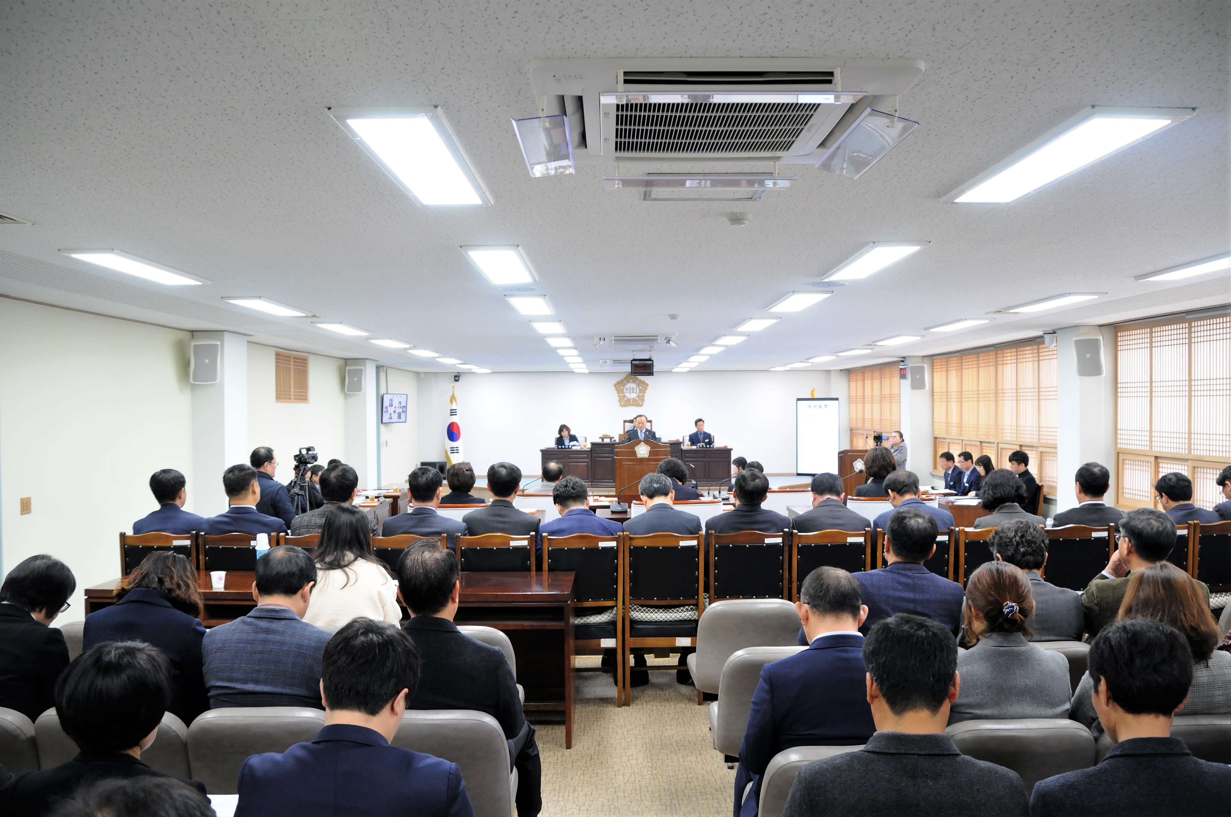 제254회 함평군의회 제2차 정례회 2차 본회의(2019.12.11.) 5