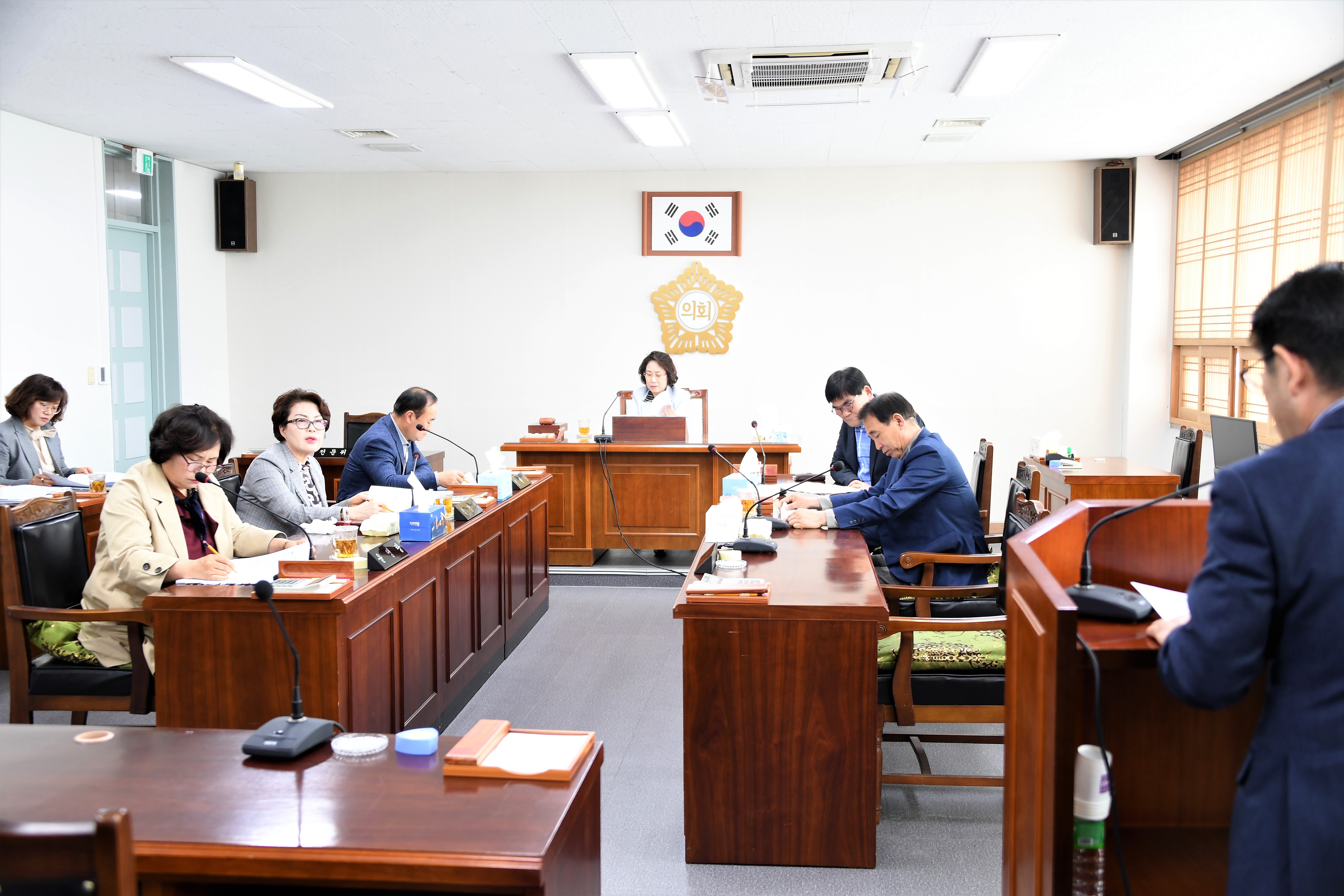 제8차 의원간담회 및 결산감사위원 위촉장 수여(2020.04.08.) 3