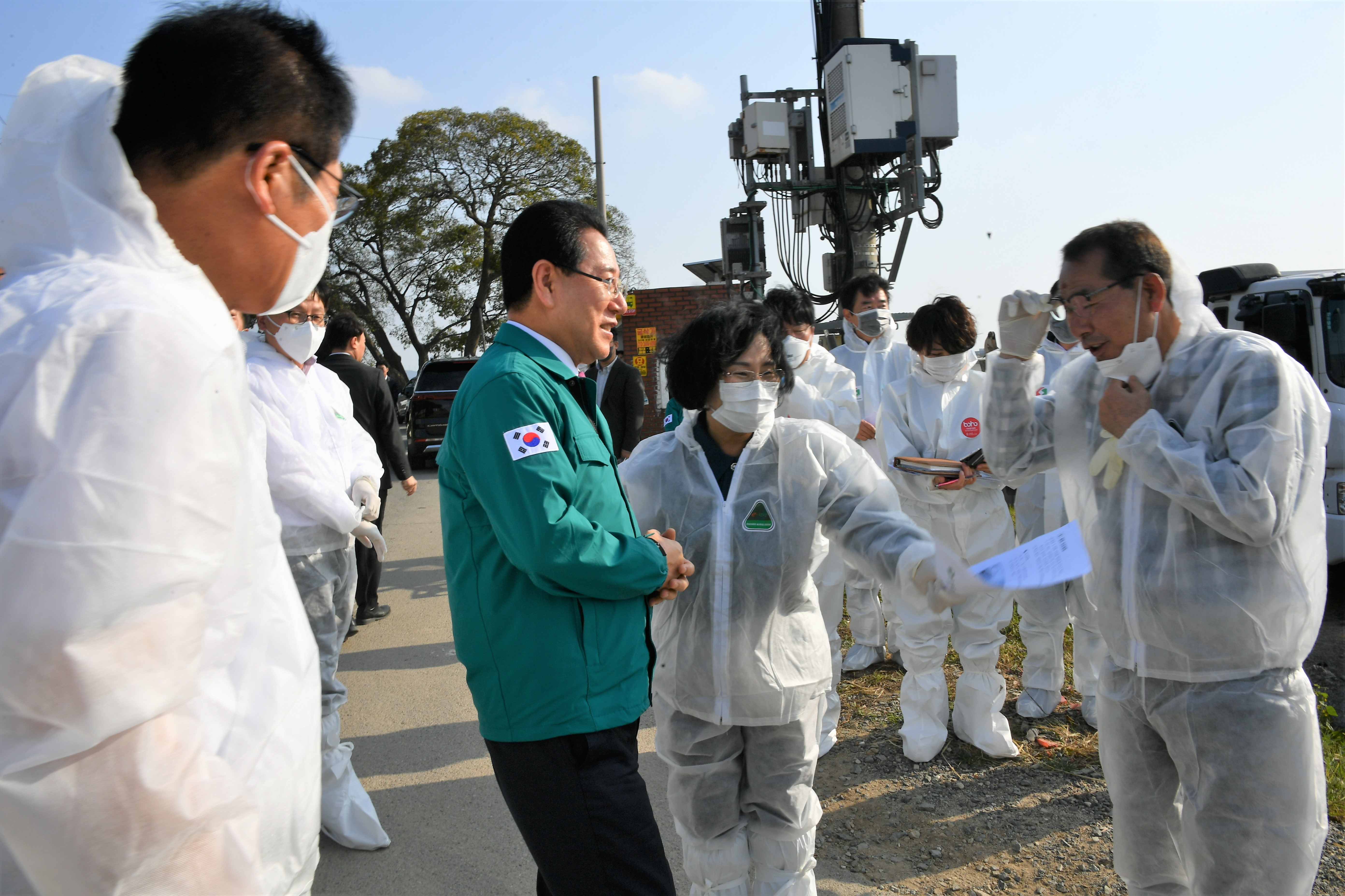 김영록 전남도지사 함평 럼피스킨병 방역대책 현장점검(2023.11.1.) 1