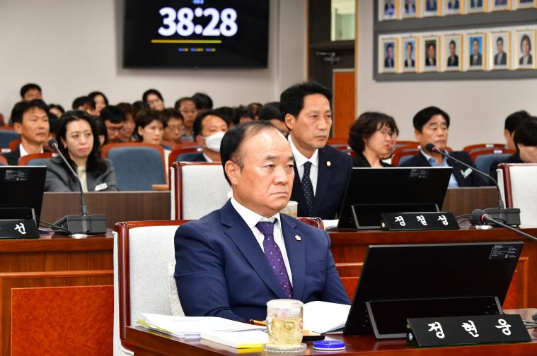 제315회 함평군의회 임시회 제3차 본회의(2026.10.15) 9