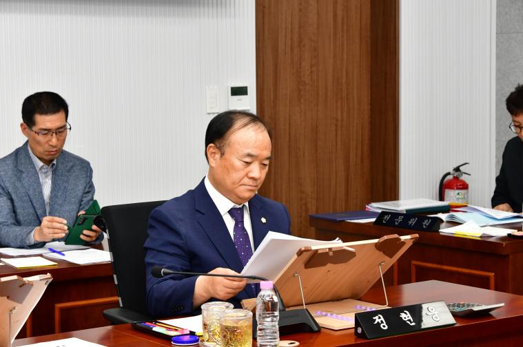 제315회 함평군의회 임시회 제2차 산업건설위원회(2026.10.15) 3