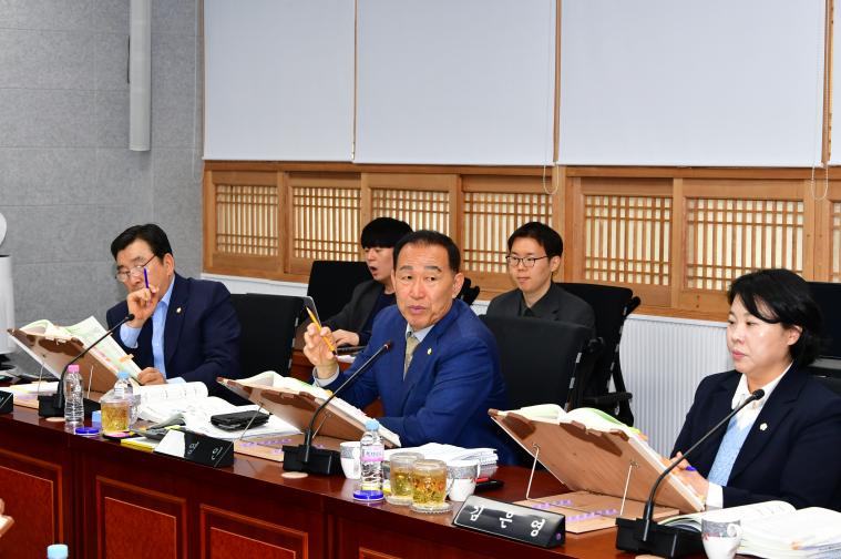 제309회 함평군의회 임시회 제3차 경제건설위원회(2026.4.6.) 3