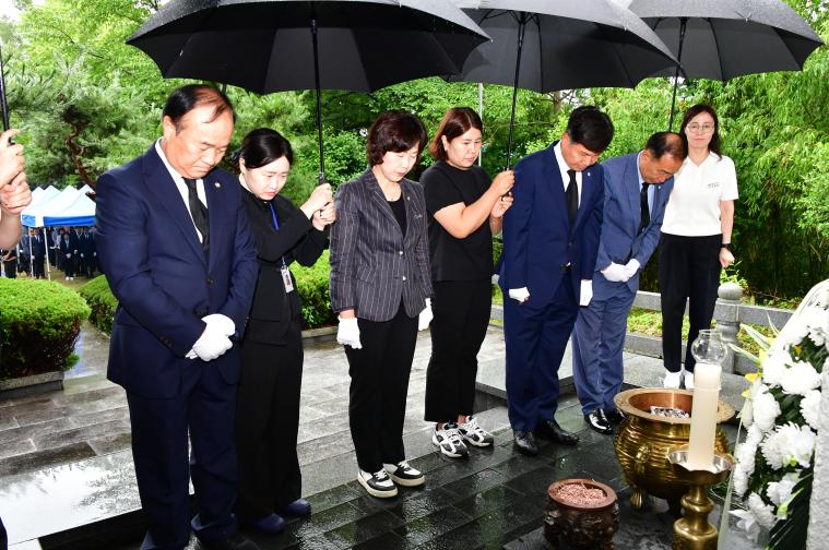 제10대 함평군의회 출범 충혼탑 참배(2026.7.1.) 2