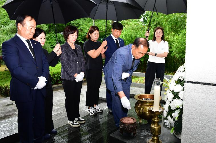 제10대 함평군의회 출범 충혼탑 참배(2026.7.1.)