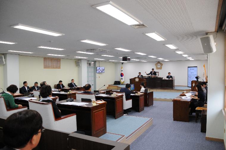 제242회 제1차정례회(2018.09.03.~ 09.19.) 10