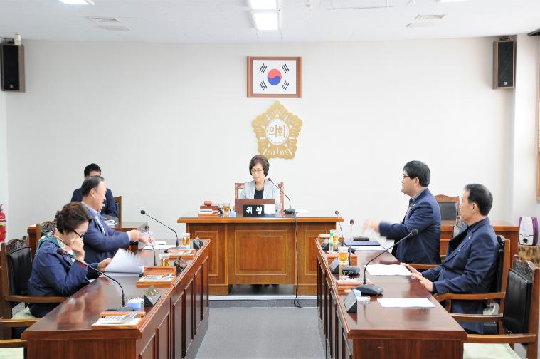 제251회 함평군의회 임시회 폐회중 제2차 의회운영위원회(2019.10.16.)