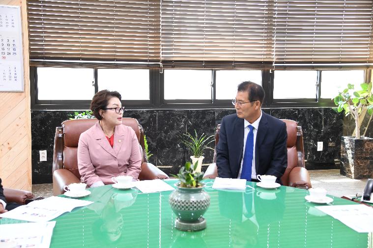 제47대 신임 함평군수 의회 방문(2020.04.16.) 6