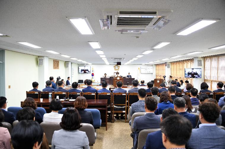 제258회 함평군의회 임시회 제1차 본회의(2020.05.18.) 5