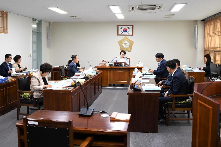 제258회 함평군의회 임시회 제1차 예산결산특별위원회(2020.05.18.) 8
