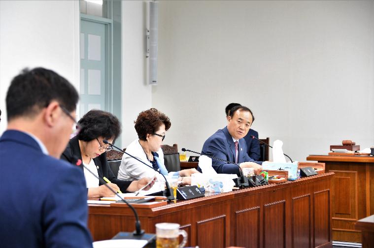 제259회 함평군의회 제1차 정례회 1차 예산결산특별위원회(2020.06.15.) 7