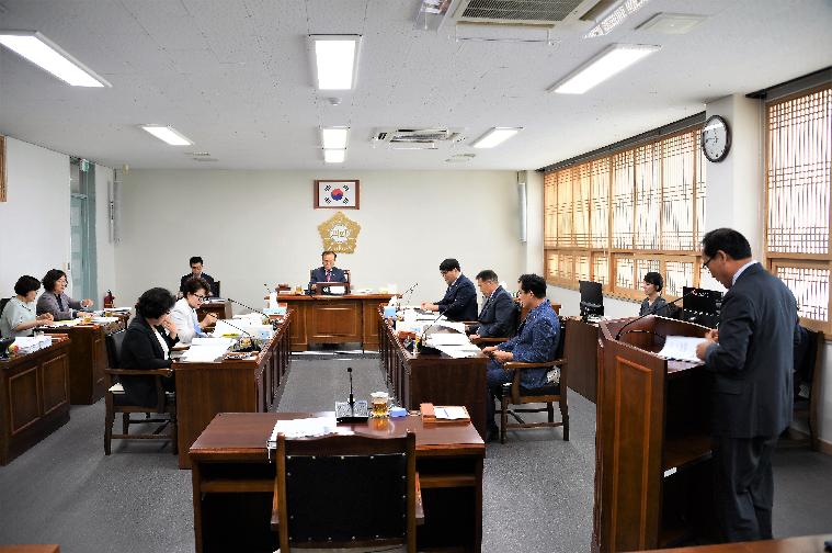 제259회 함평군의회 제1차 정례회 1차 경제건설위원회(2020.06.15.) 2