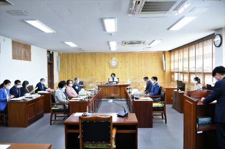 제265회 함평군의회 임시회 폐회중 제3차 의회운영위원회(2021.4.21.) 3