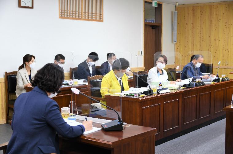 제267회 함평군의회 제1차 정례회 제1차 예산결산특별위원회(2021.6.15.) 7