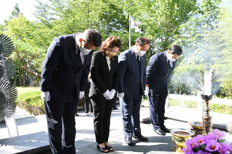 현충탑 참배(2022.7.1.) 4