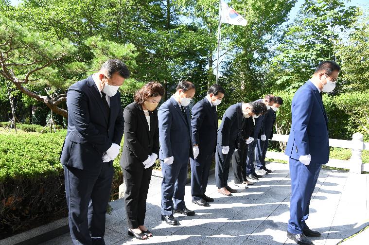 현충탑 참배(2022.7.1.) 6