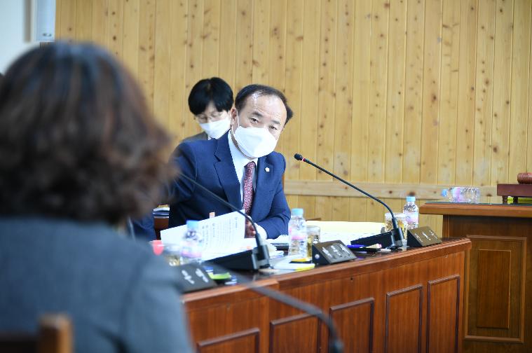 제277회 함평군의회 임시회 제1차 일반행정위원회(2022.11.8.) 4