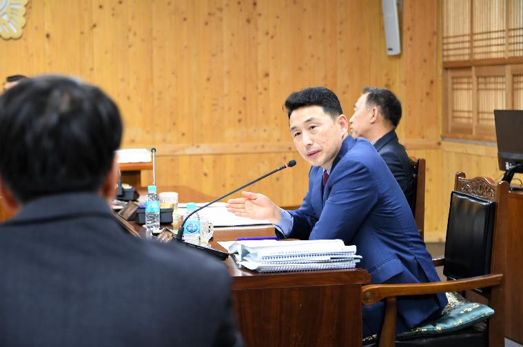 제281회 함평군의회 임시회 제1~2차 예산결산특별위원회(2023.4.3. ~ 4.5.) 9