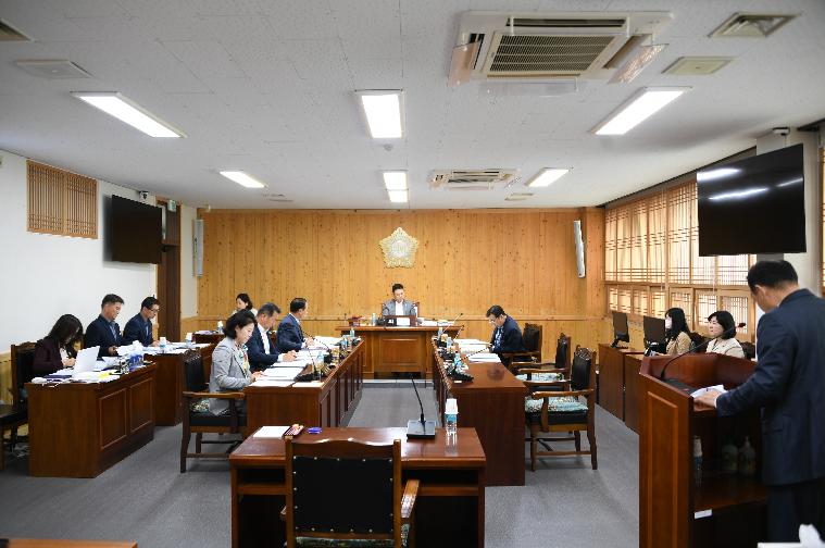 제282회 함평군의회 임시회 제1차 행정사무감사특별위원회(2023.4.19.) 4