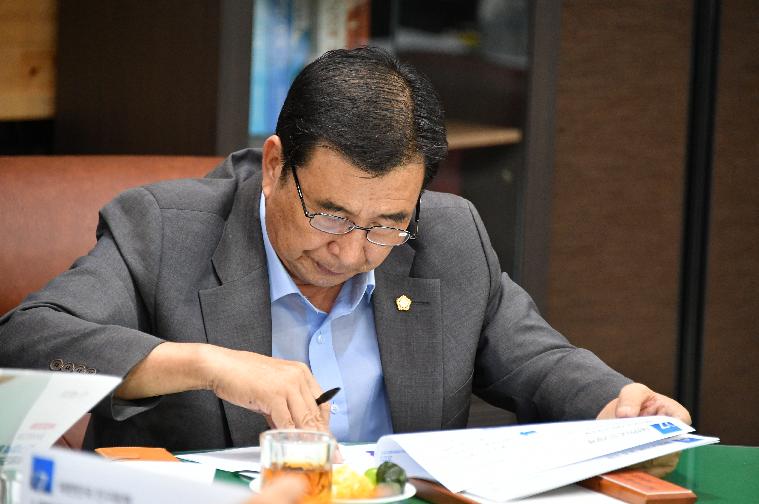 함평군 의회운영 선진화 및 인구정책 방안 연구용역 착수보고회(2023.9.11.) 7