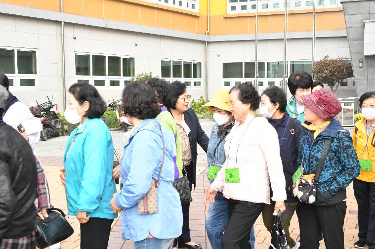 노인일자리 참여자 야유회 격려(2023.10.31.) 4