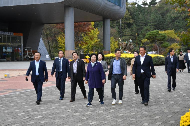 국향대전 자원봉사자 및 판매업소 위문(2023.11.3.)