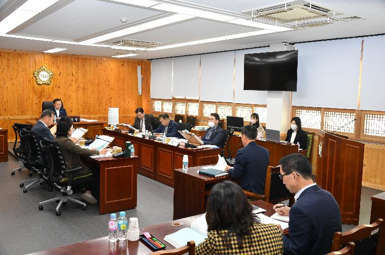 제287회 함평군의회 제2차 정례회 제1차 의회운영위원회(2023.11.22.) 8