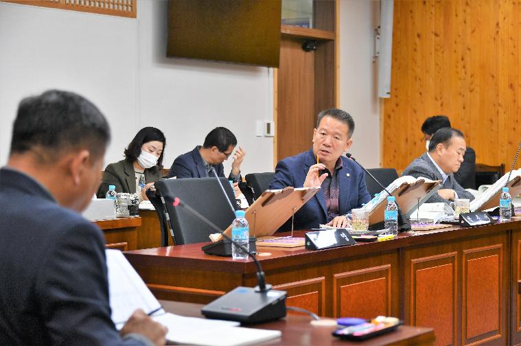 제287회 함평군의회 제2차 정례회 3차 경제건설위원회(2023.12.5.) 2