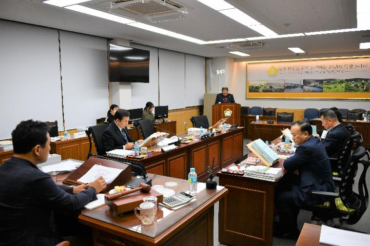 제287회 함평군의회 제2차 정례회 2차 예산결산특별위원회(2023.12.8.) 3