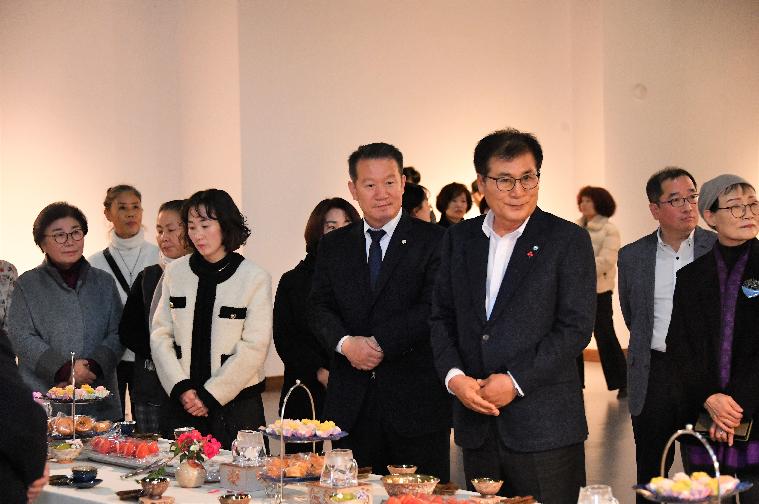 제1기 문화예술활동가 양성사업「 다례와도자기 만들기」전시개관식