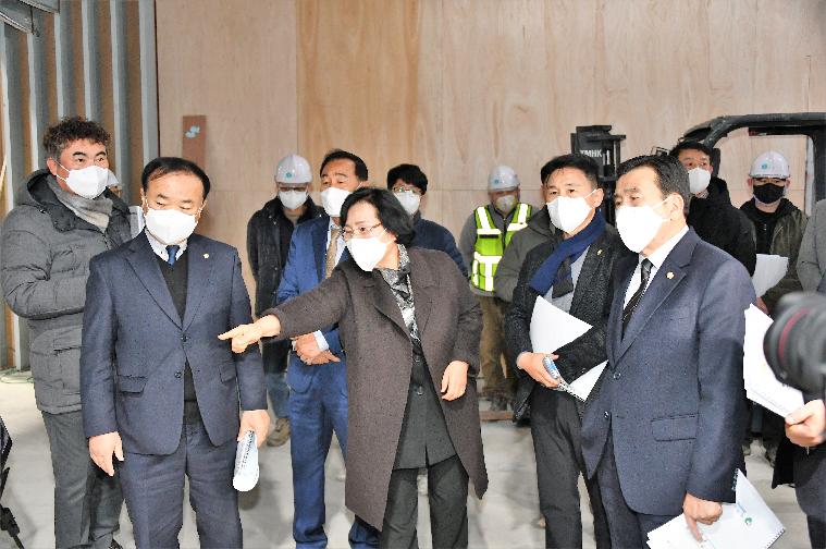 함평문화유물전시관 신축사업  및 황금박쥐전시관 이전사업 추진사항 현장보고(2024.2.6.) 3