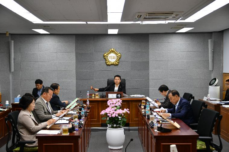 제290회 함평군의회 임시회 제1차 일반행정위원회(2024.4.17.)
