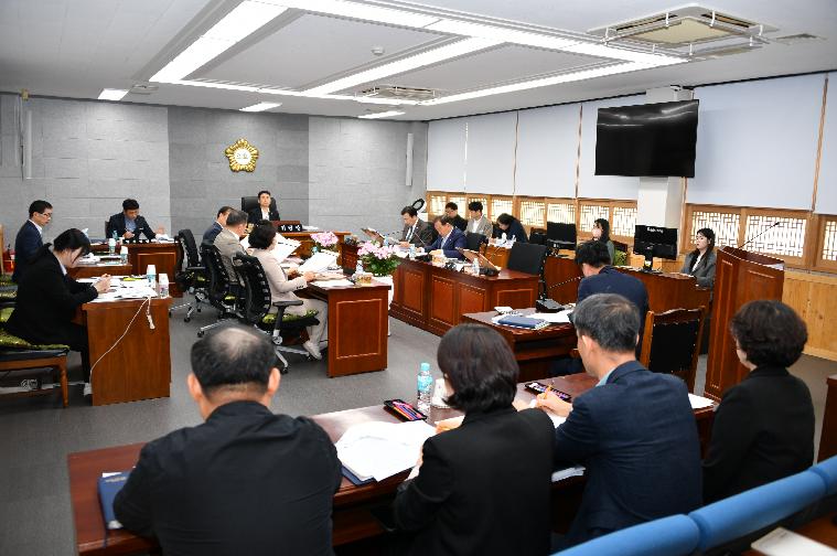 제290회 함평군의회 임시회 제1차 일반행정위원회(2024.4.17.) 5