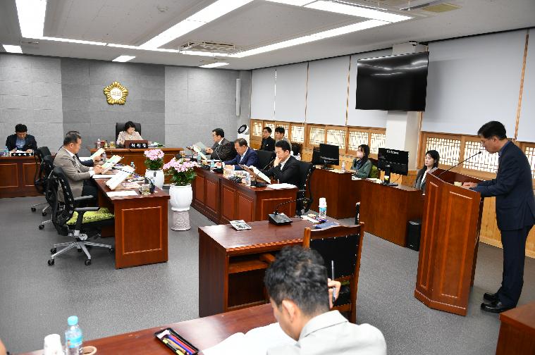 제290회 함평군의회 임시회 제1차 경제건설위원회(2024.4.17.) 3