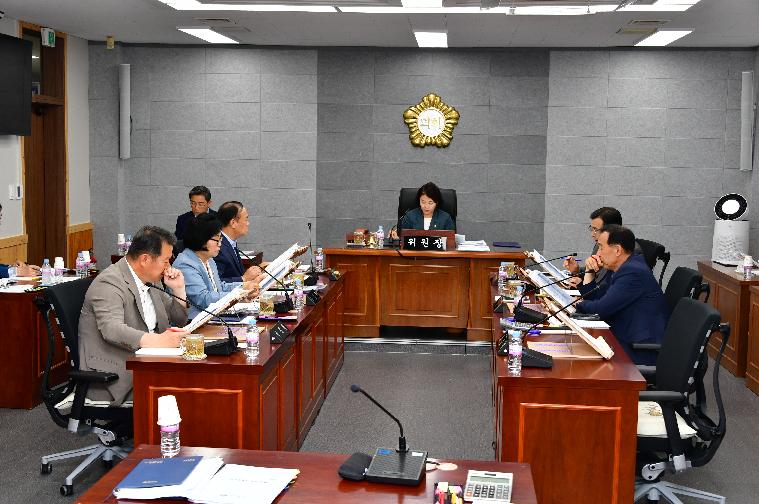 제293회 함평군의회 임시회 제2차 일반행정위원회(2024.7.15.) 2