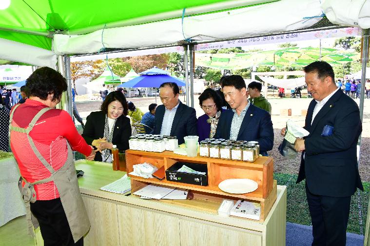 국향대전 축제장 농산물 판매장 방문(2024.11.3.) 2