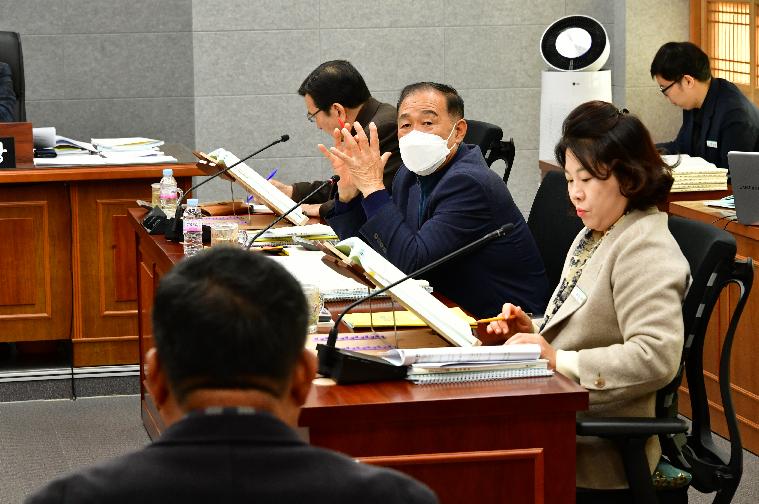 제296회 함평군의회 제2차 정례회 제1차 경제건설위원회(2024.11.26.) 3