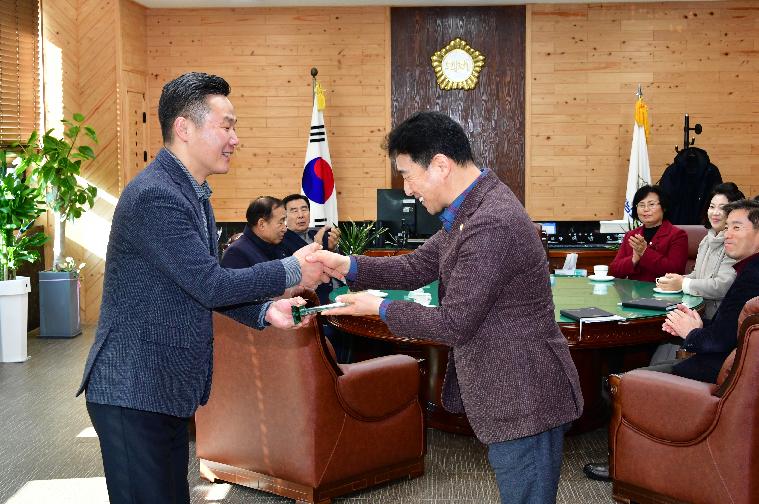 김재곤 안전관리과장 감사패 전달(2025.1.10.) 2