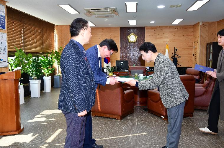 인사위원회 위촉장 수여(2025.1.23.) 2