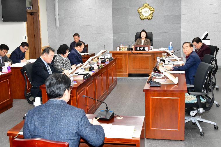 제299회 함평군의회 임시회 제2차 일반행정위원회(2025.2.13.) 9