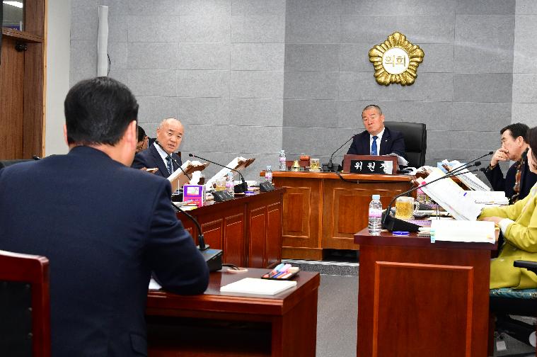 제300회 함평군의회 임시회 제2차 경제건설위원회(2025.3.31.)