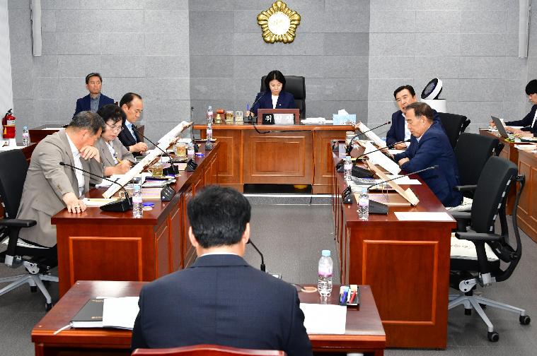 제303회 함평군의회 임시회 제1차 일반행정위원회(2025.7.17.) 2