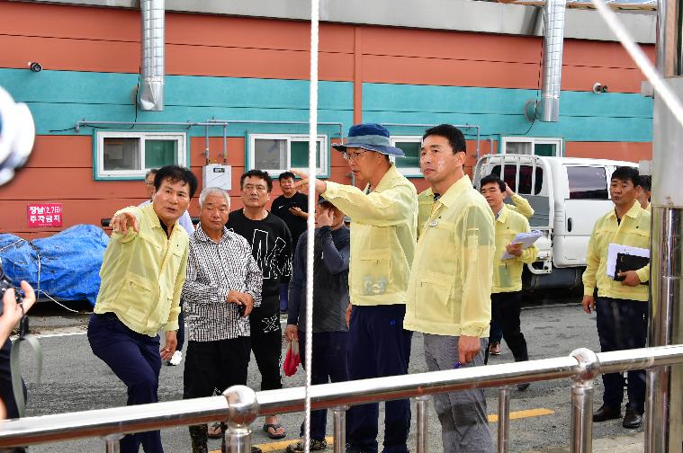 신정훈 국회의원 수해지역 함평천지 전통시장 방문(2025.8.6.) 3