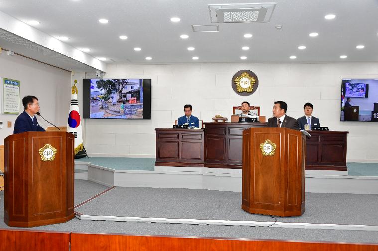 제306회 함평군의회 임시회 제2차 본회의(2025.10.22.) 7