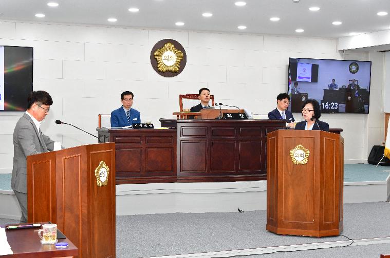 제306회 함평군의회 임시회 제3차 본회의(2025.10.23.) 5