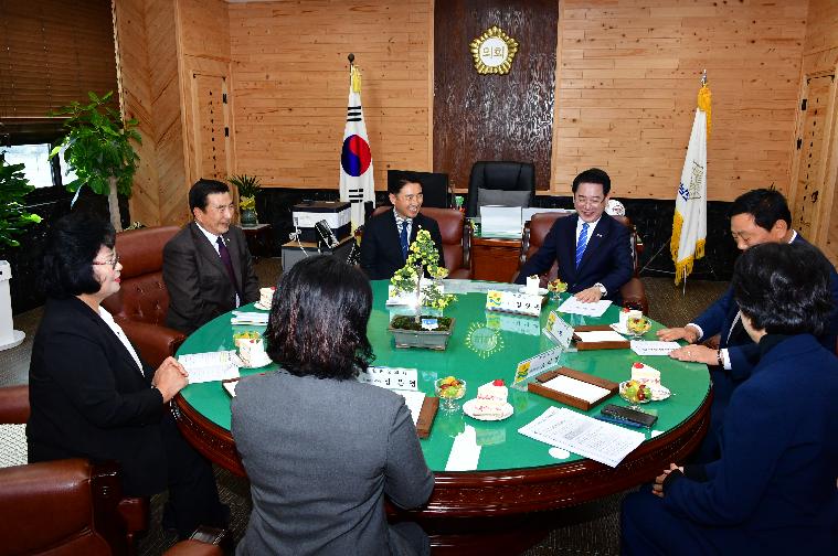 김영록 전남도지사 함평군의회 방문(2025.10.28.) 1