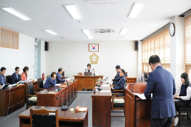 제251회 함평군의회 임시회 폐회중 제2차 의회운영위원회(2019.10.16.)