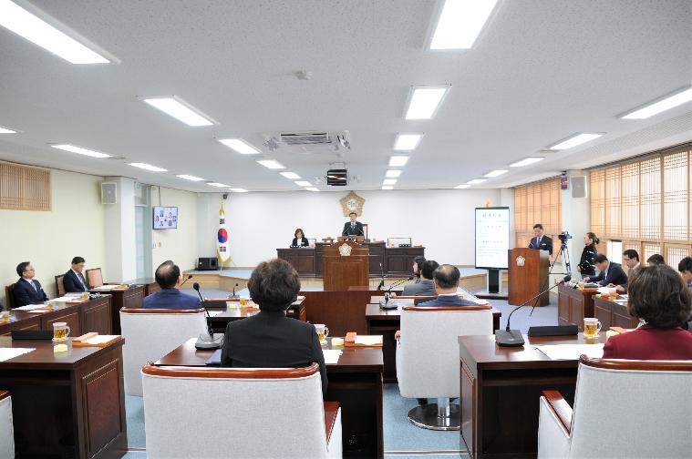 제252회 함평군의회 임시회 개회식 및 제1차 본회의(2019.11.04.)